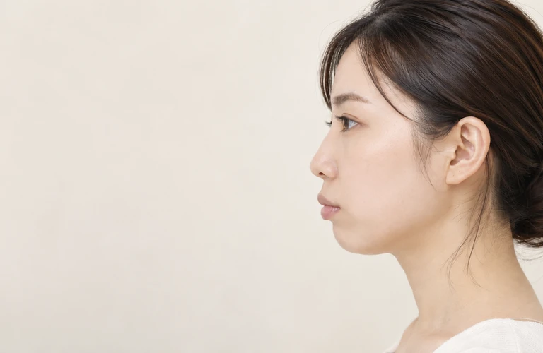口ゴボの整形、歯列矯正・外科的矯正・美容整形のどれが自分に合う？原因別に治療法を歯科医師が解説